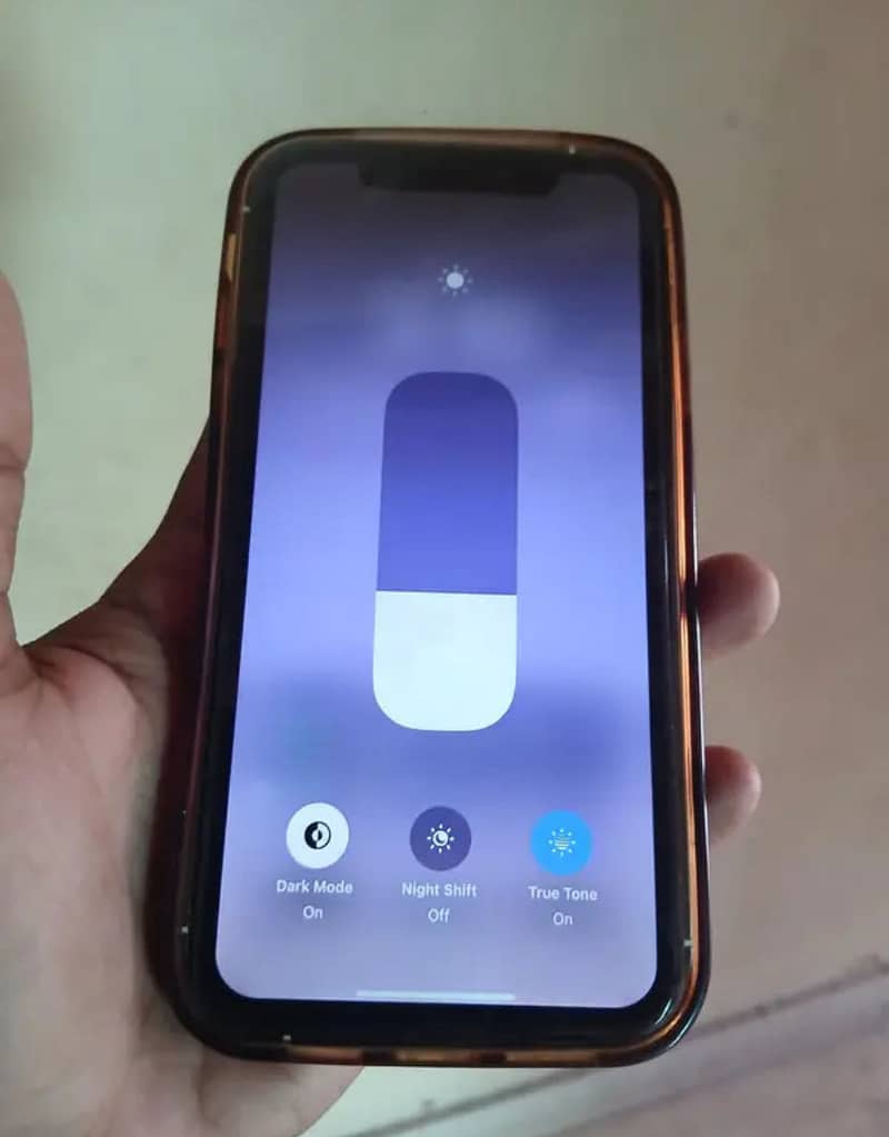Apple iPhone XR 1