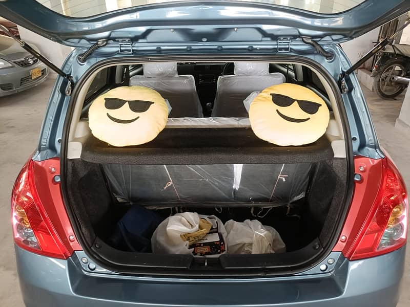 Suzuki Swift Model 2014(Automatic) 6