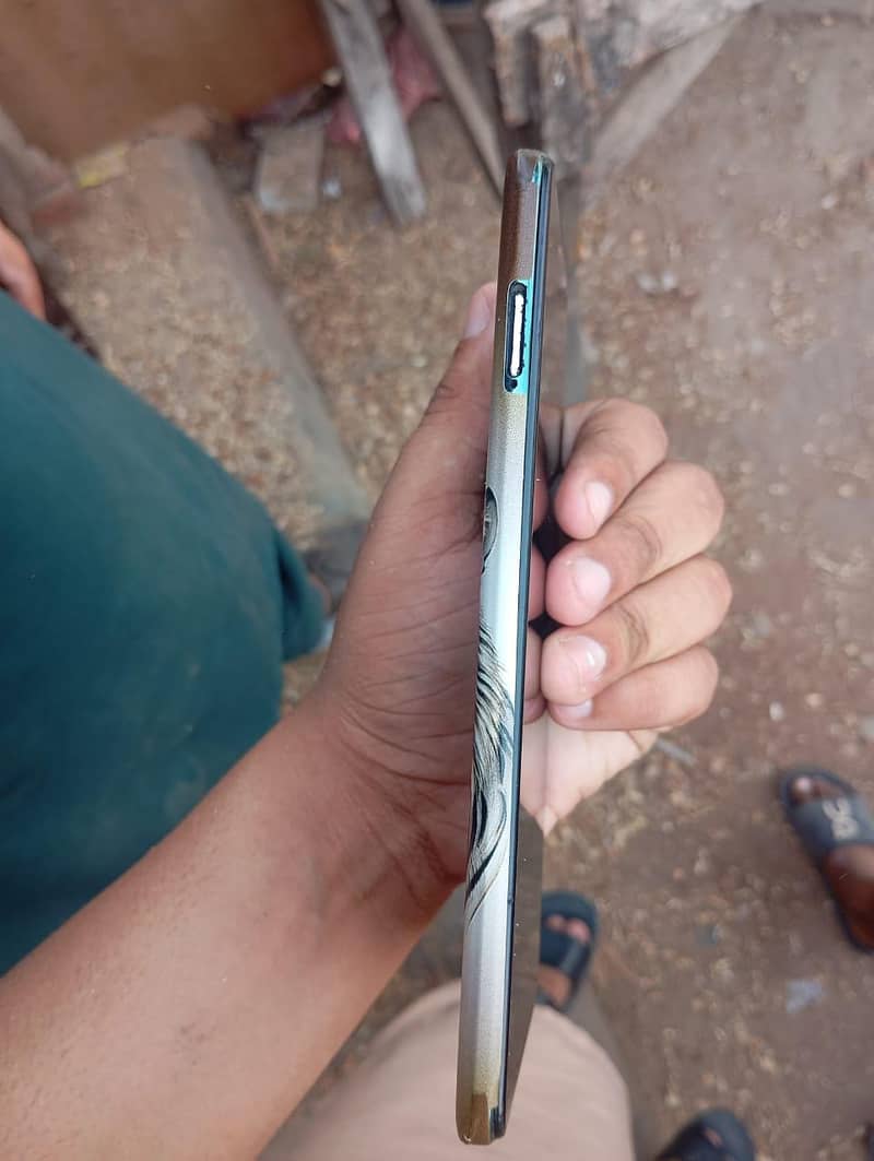 Infinix Note 11 Pro 3