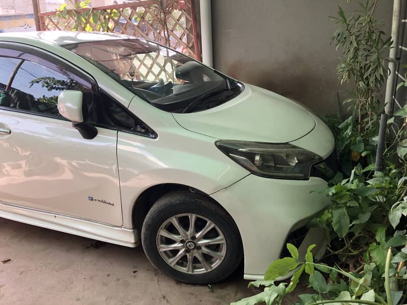 Nissan Note E Power 2017 3