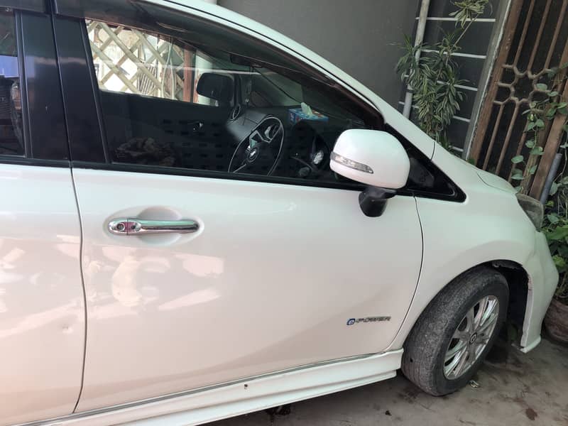 Nissan Note E Power 2017 4