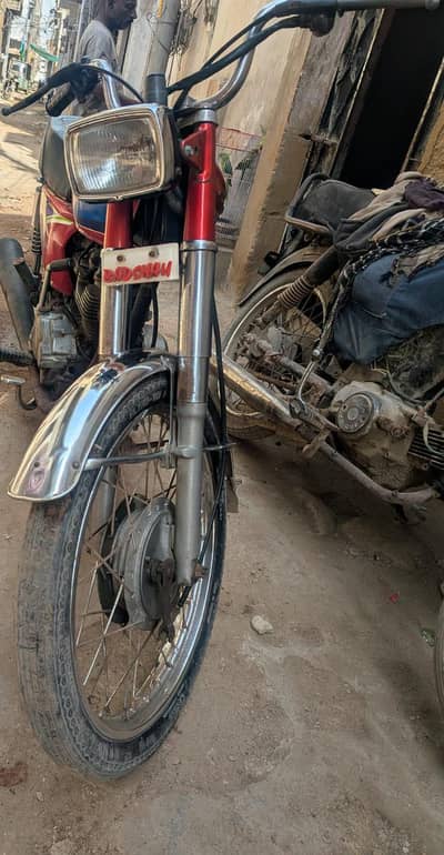 Honda 125 urgent sale kami paishi hojaygi