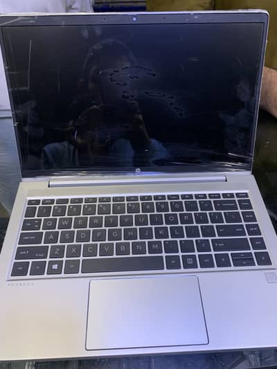 HP 445 G8 Ryzen 7 Pro 5800u 8/256