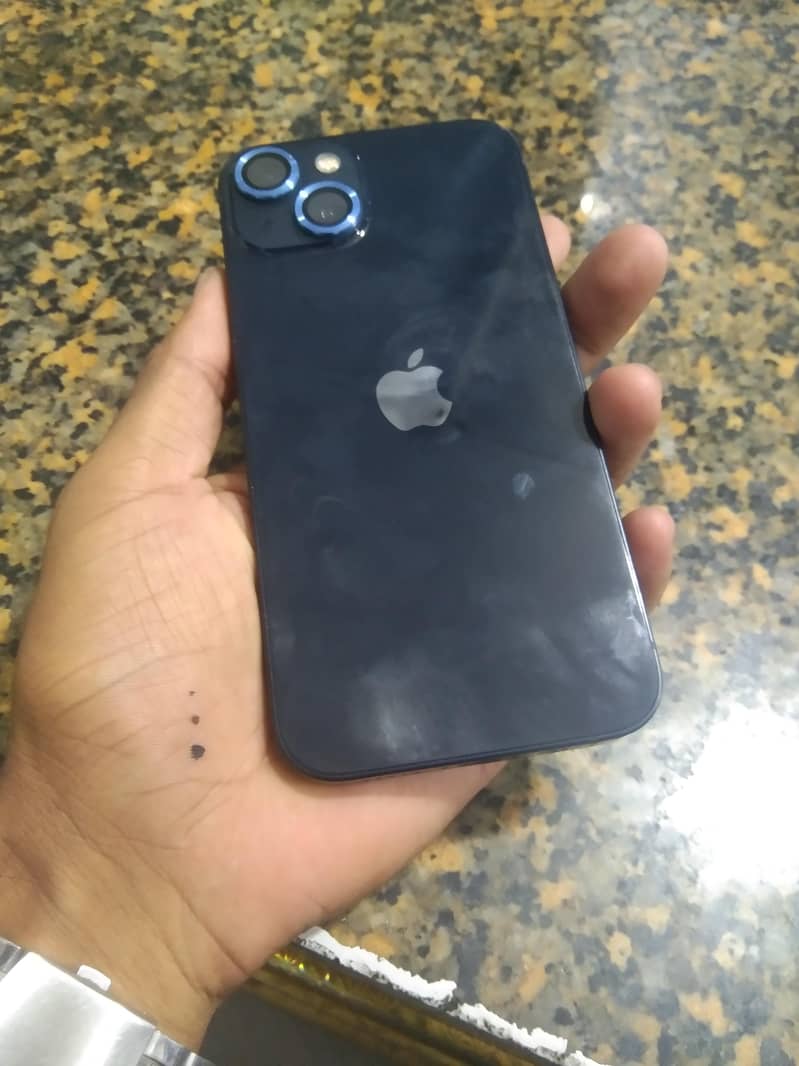 Apple iPhone 13 6