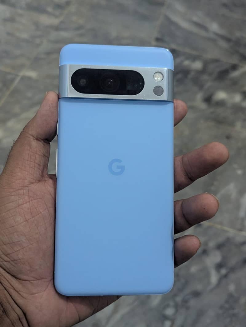 Google Pixel 8 Pro 0
