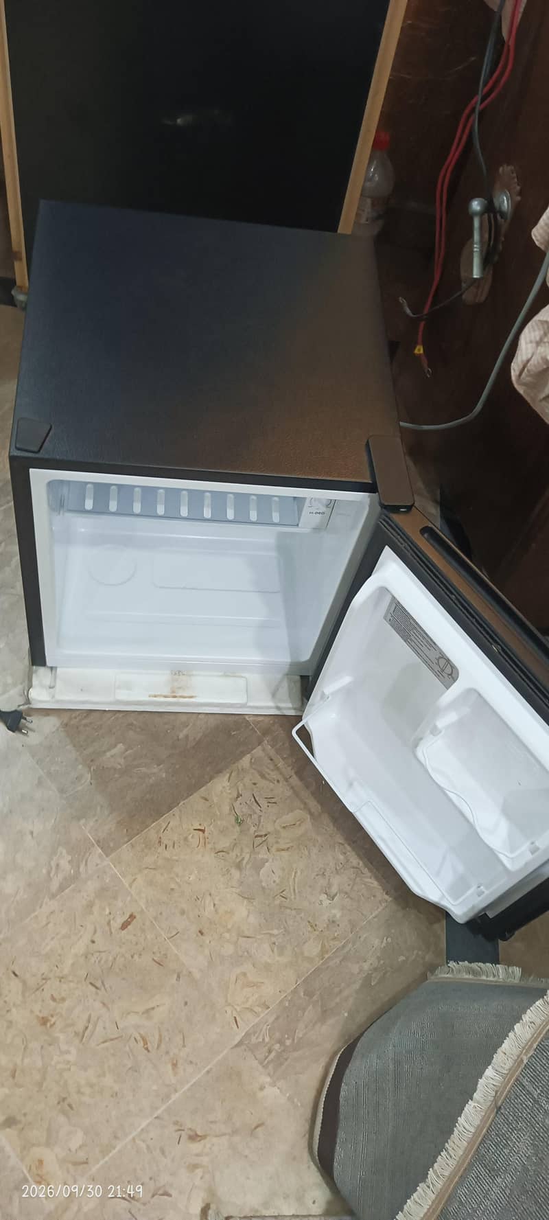 mini fridge 1