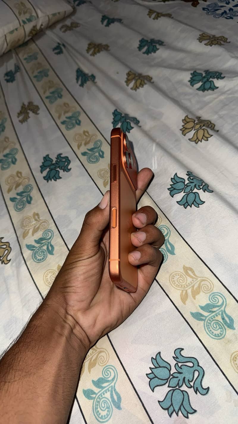 Apple iPhone 17 Pro 1