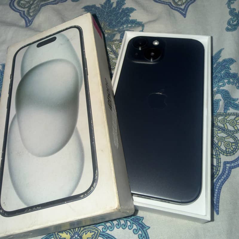Apple iPhone 15 5