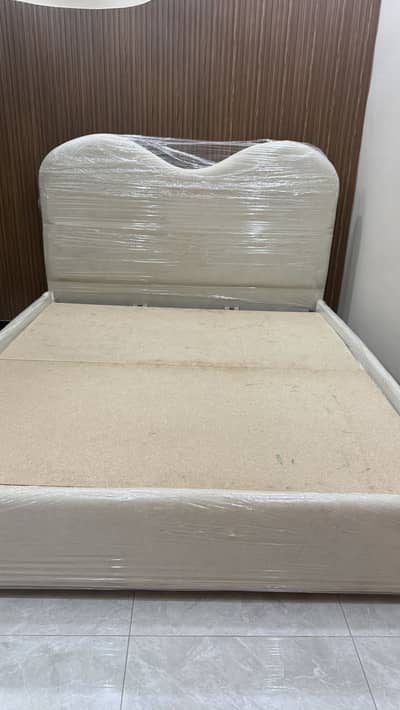 Double bed wooden