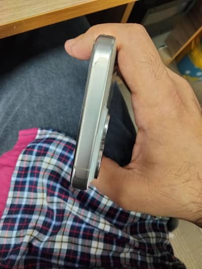 Apple iPhone 15 Pro Max jv