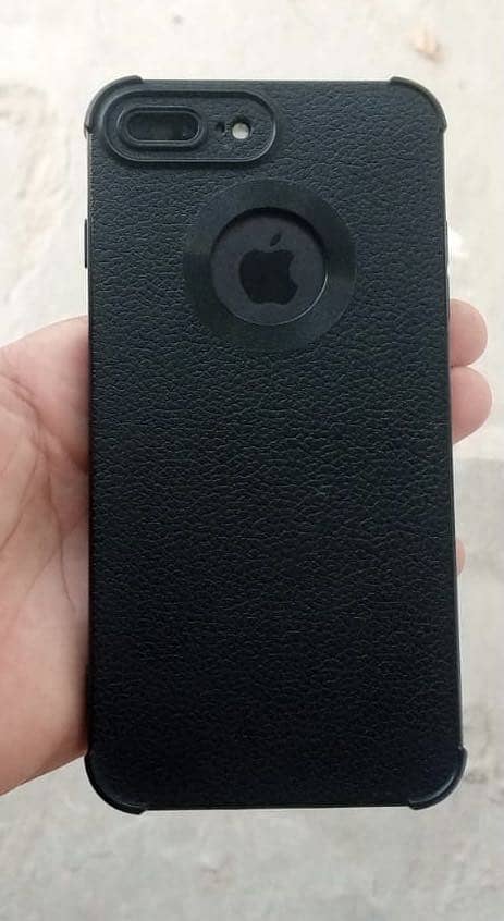 Apple iPhone 7 Plus 3