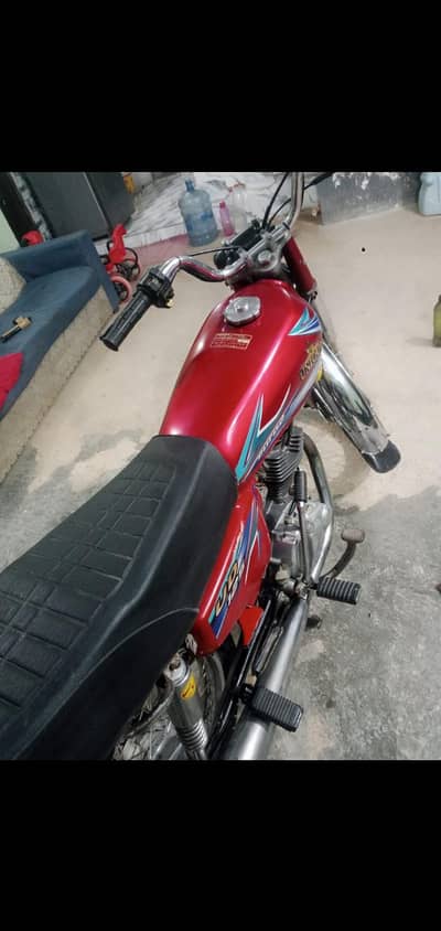 unique 125