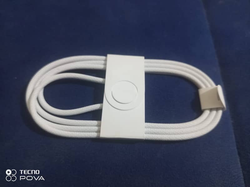 Apple Original Charging cable 0