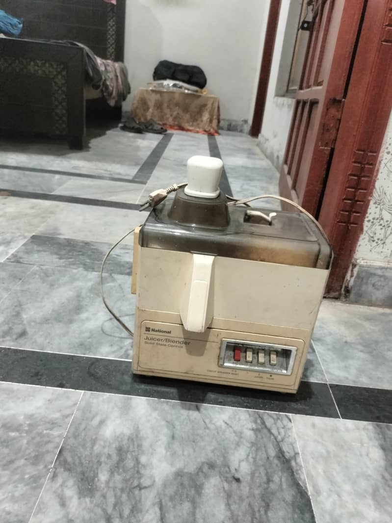 juicer machine 0
