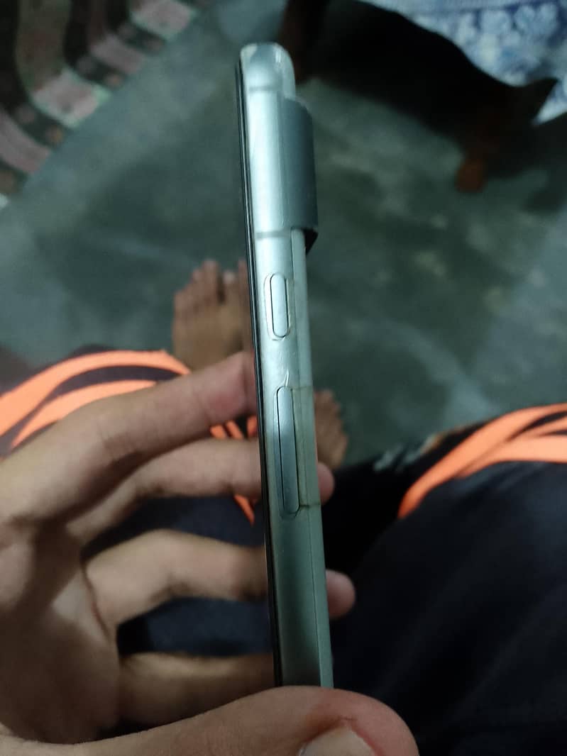 Google Pixel 8 0