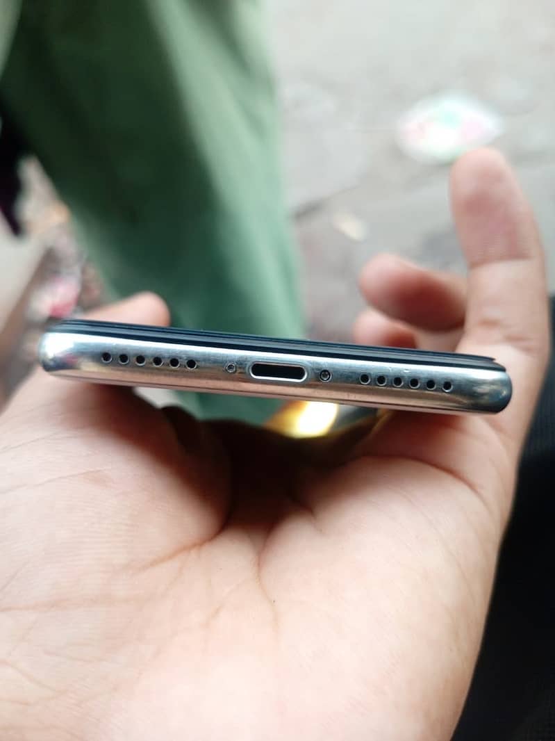 Apple iPhone XS 2