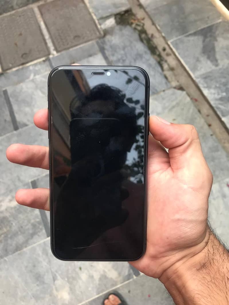 Apple iPhone 11 2
