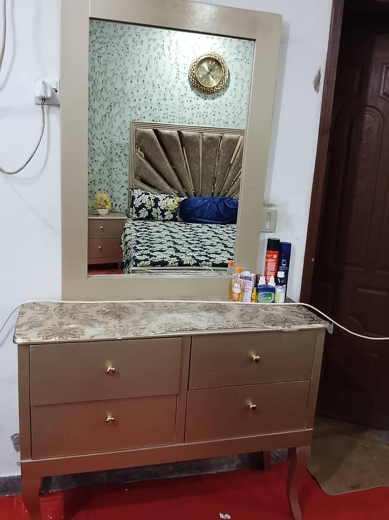 Bed with side table & Dressing table 1