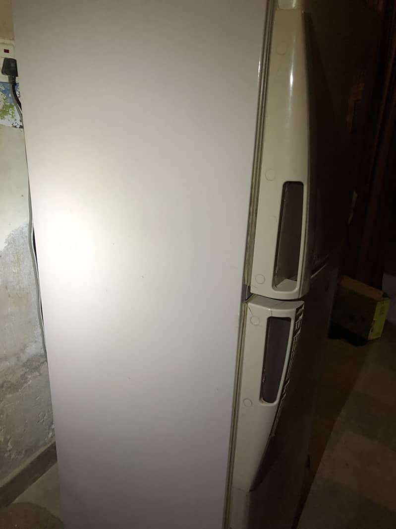 Fridge good condition 0