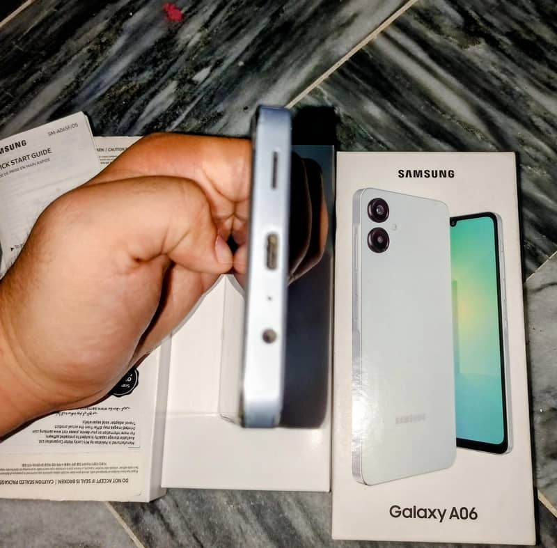 Samsung Mobile A06 3