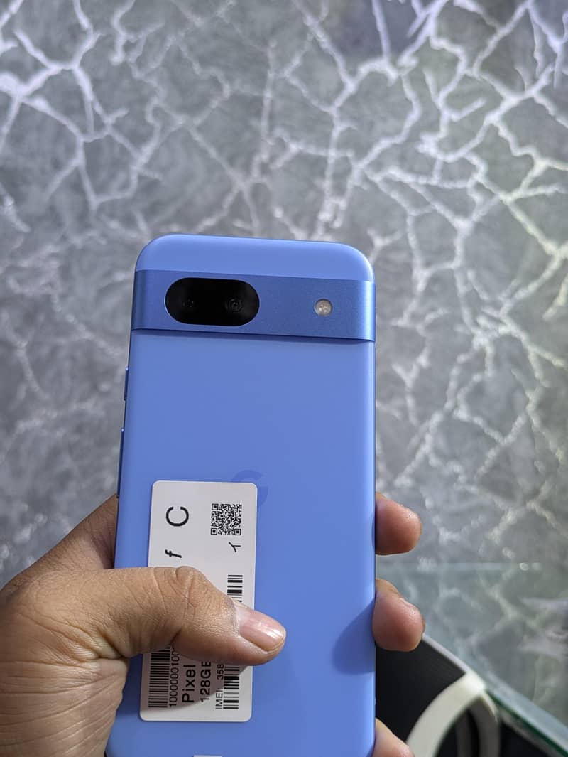 Google Pixel 8a 1