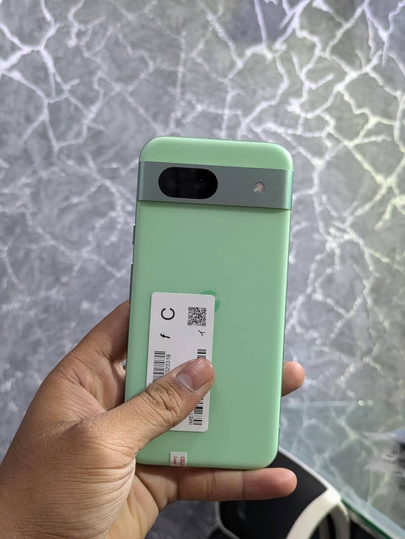 Google Pixel 8a 2