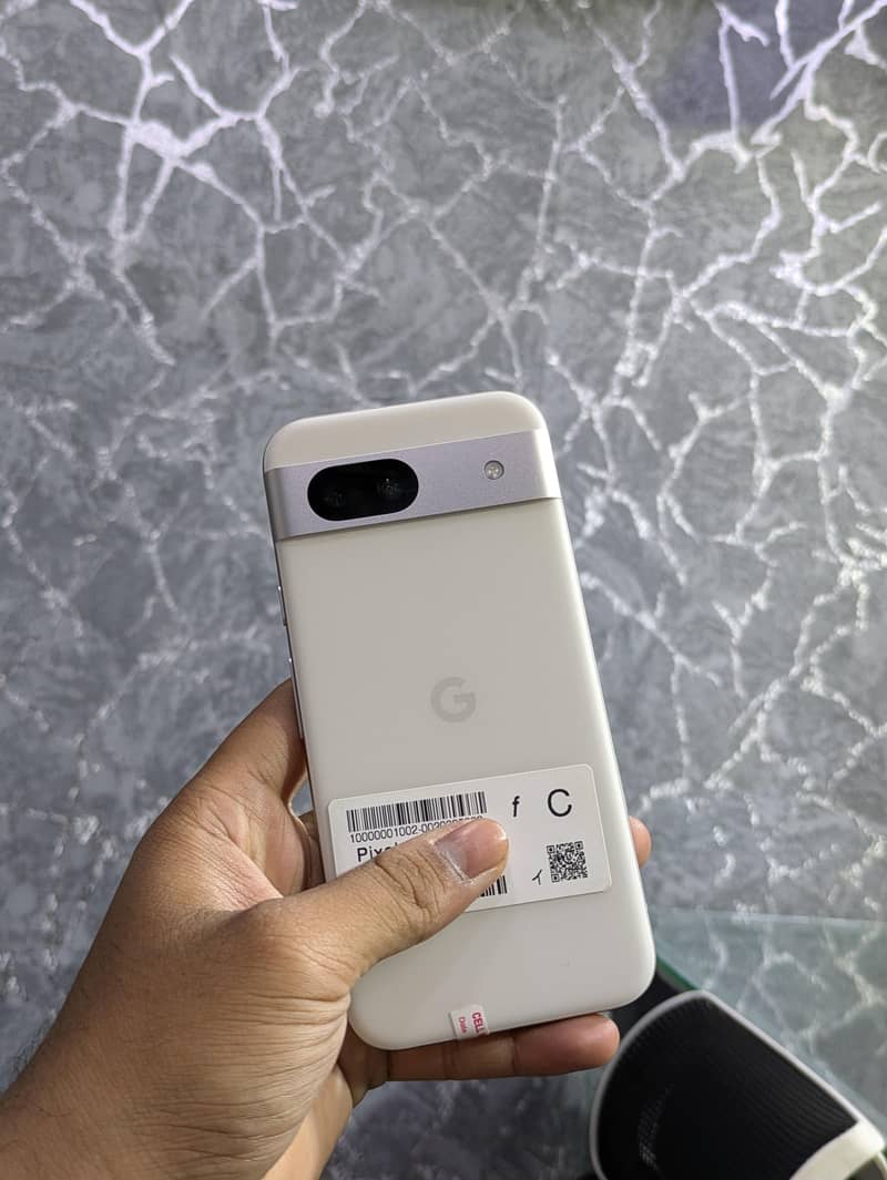 Google Pixel 8a 3