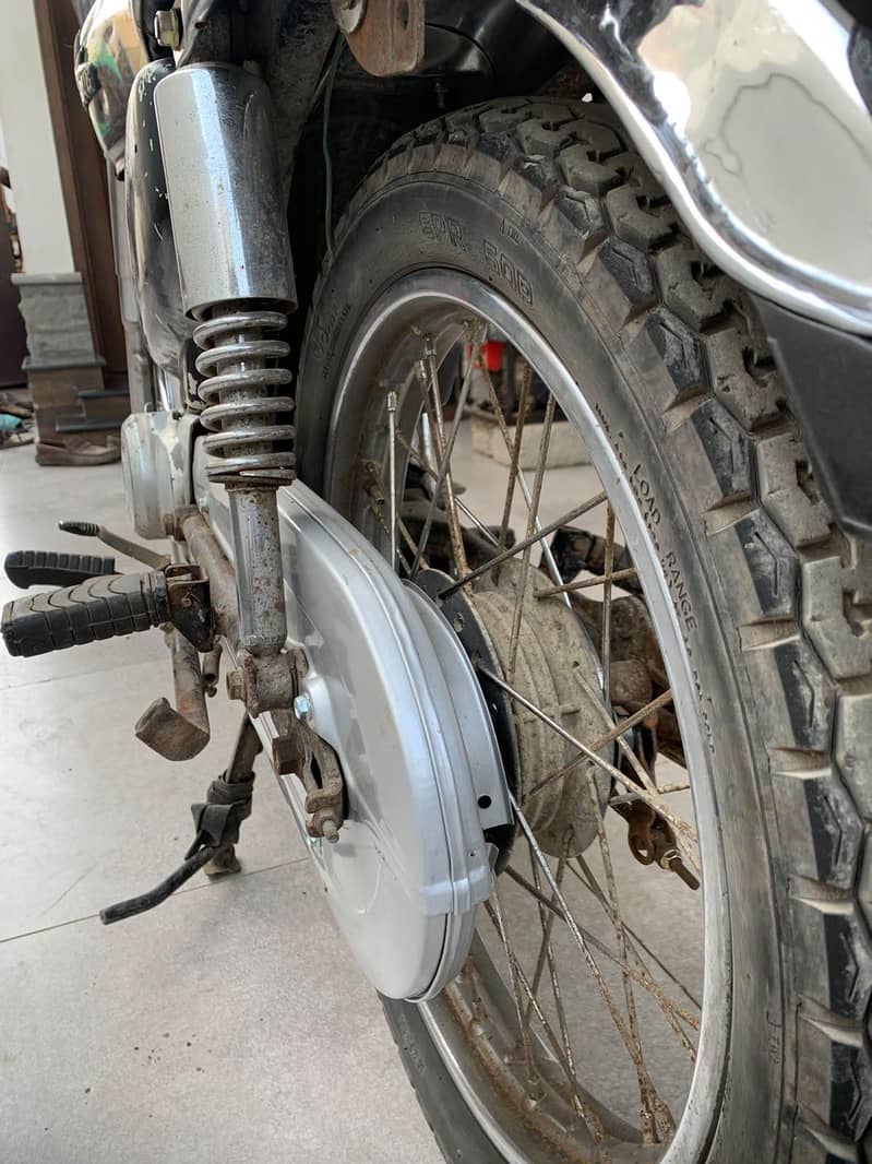 Unique 125 3