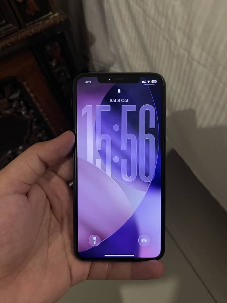 Apple iPhone 11 Pro Max 1