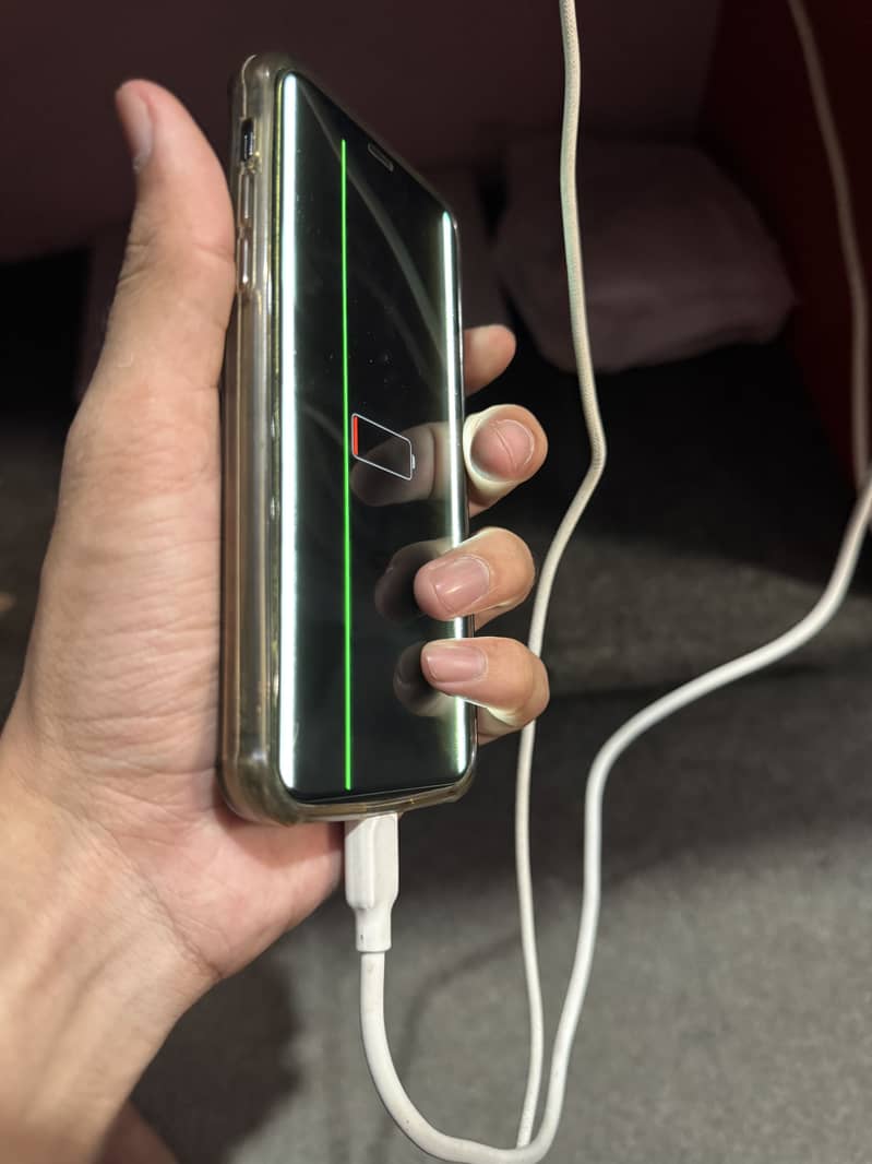 Apple iPhone XS 0