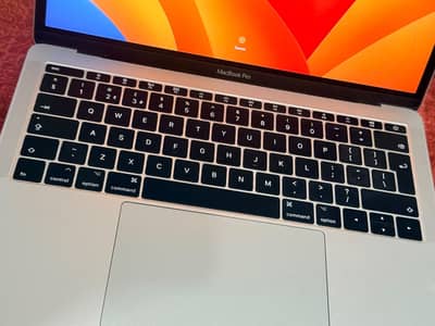 Macbook pro 2017 13 inch