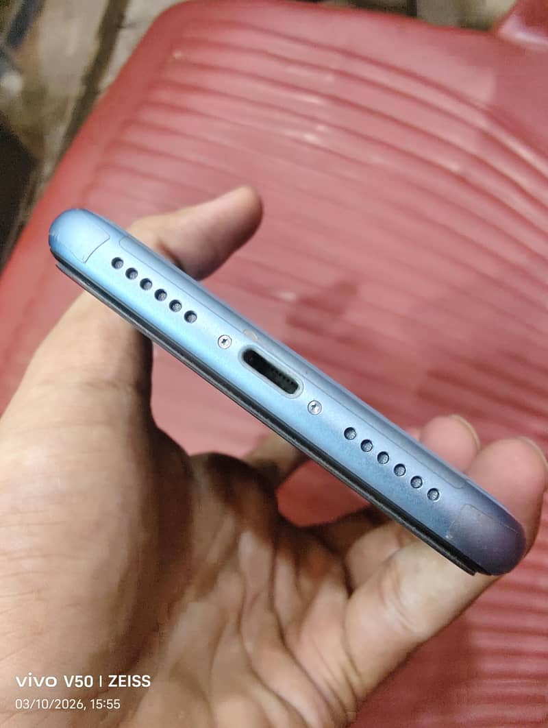 Apple iPhone XR 2