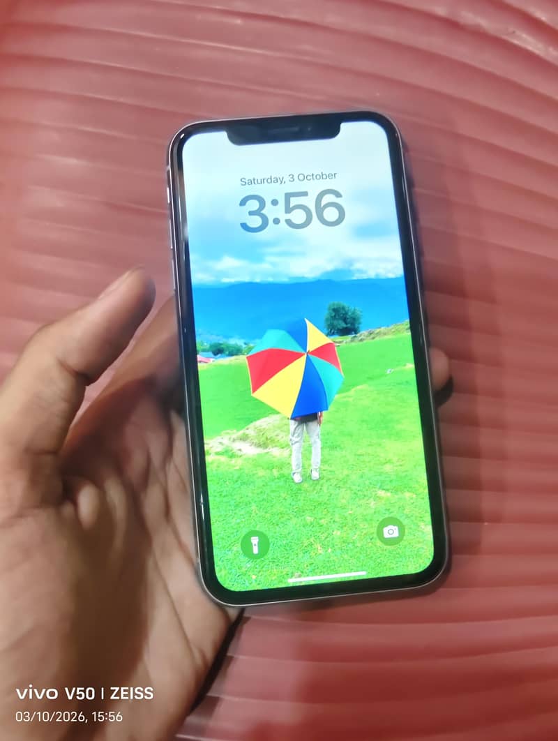 Apple iPhone XR 4