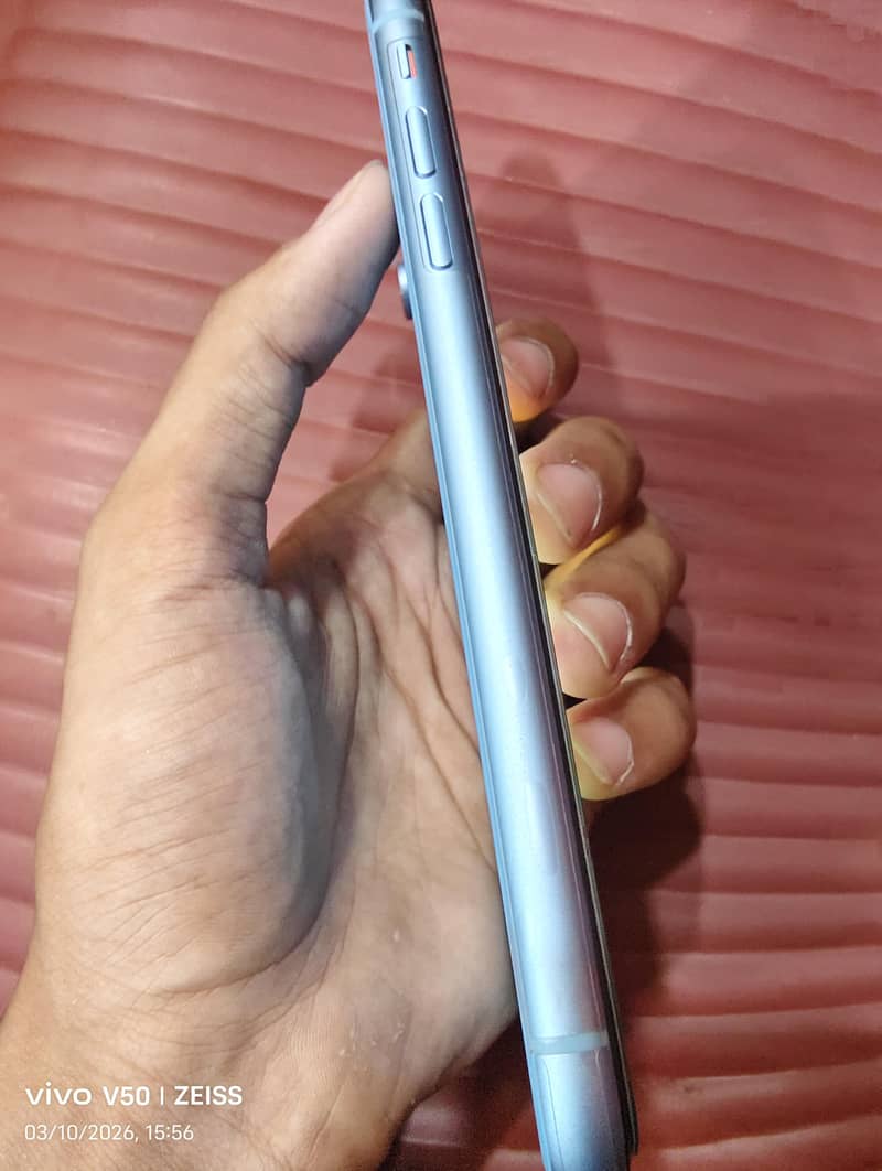 Apple iPhone XR 5