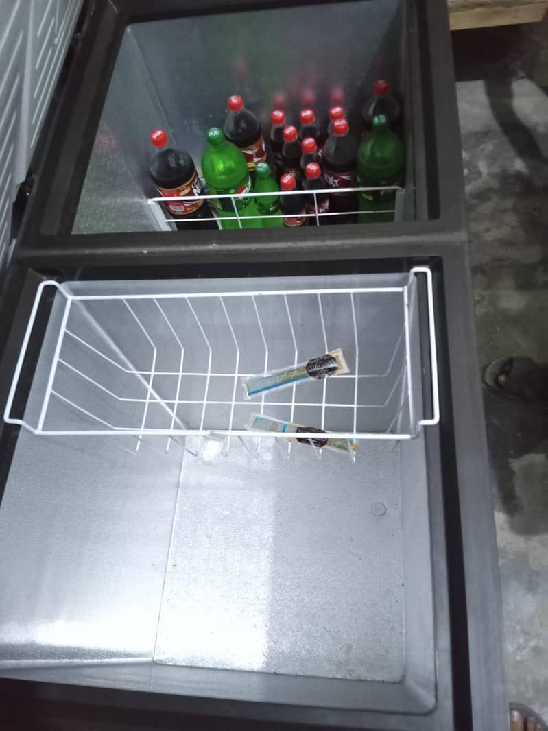 refrigerator 0