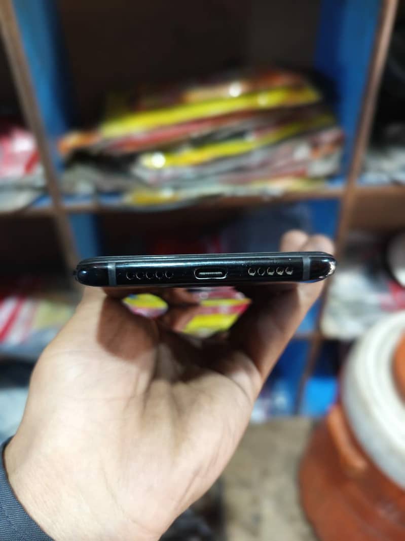 One Plus 6T 3