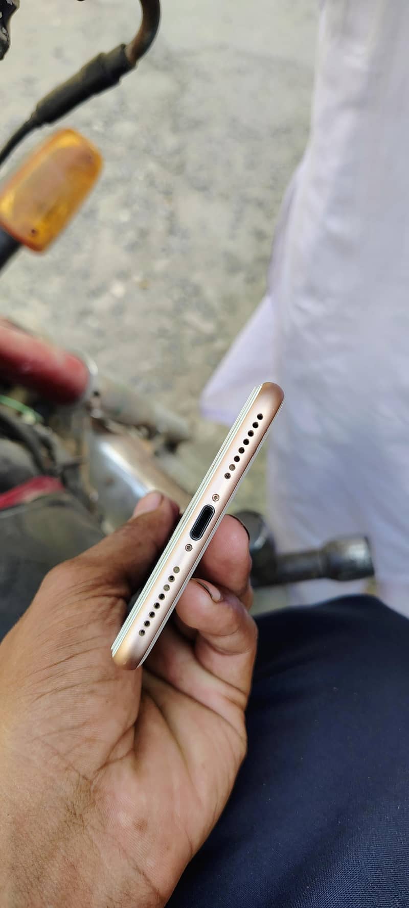 Apple iPhone 8 Plus 2