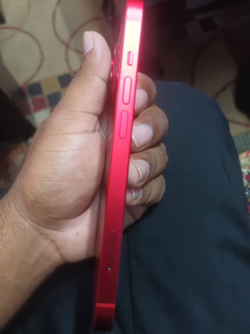 Apple iPhone 13 3
