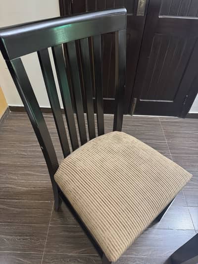 Dinning table with 8 chairs