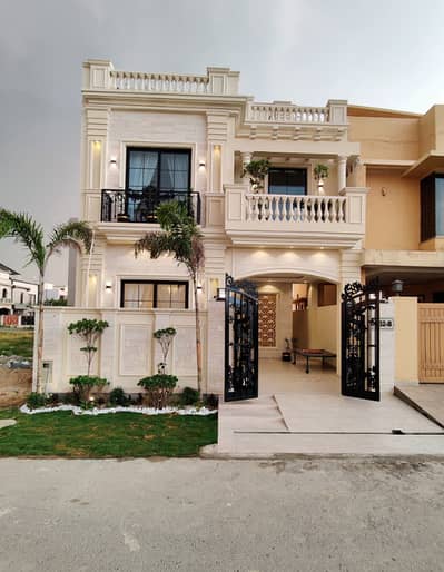 5 Marla Lavish Bungalow For Rent In DHA Phase 9 Town Lahore