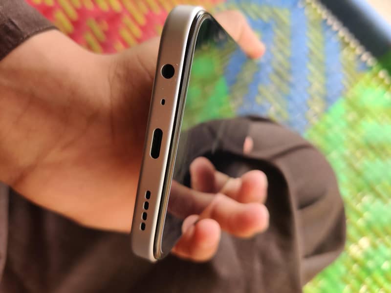 oppo a6c 2