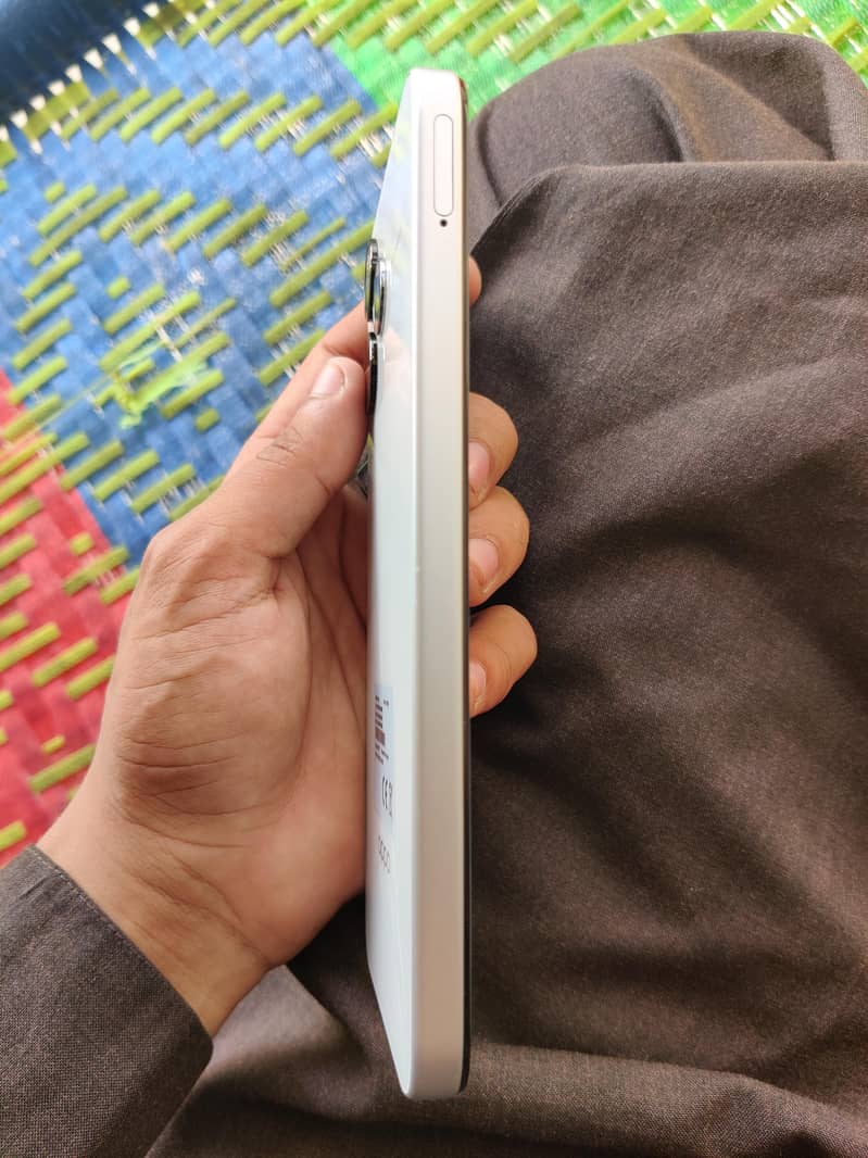 oppo a6c 3