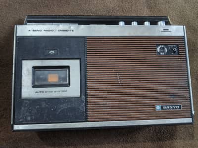 Sanyo radio  cassate