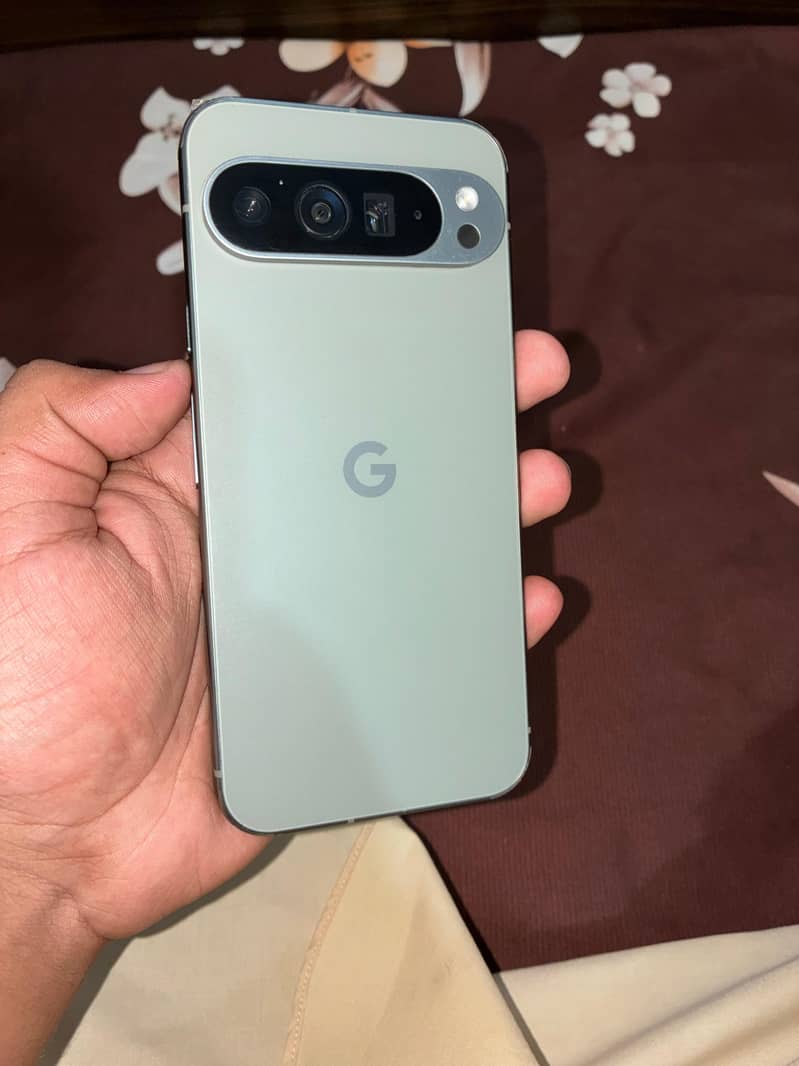 Google Pixel 9 Pro XL 0