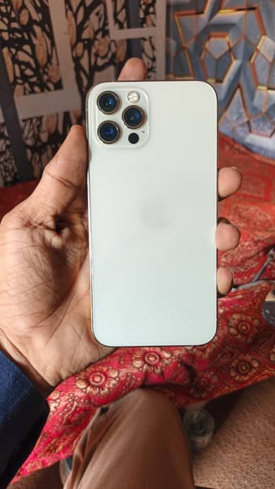 Apple iPhone 12 Pro