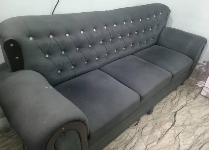 6 seater sofa 0