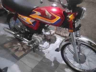 sale Honda CD 70 for sale contact num 03298158332