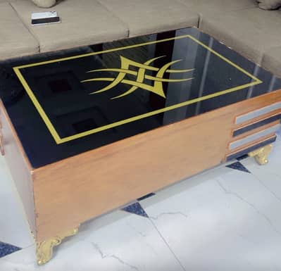 Centre table for sale in good condition