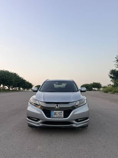 HONDA VEZEL 2016 Z PACKAGE NEGOTIATIABLE !!!!