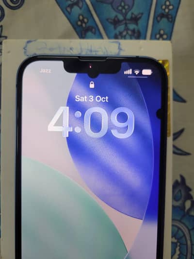 Apple iPhone 13